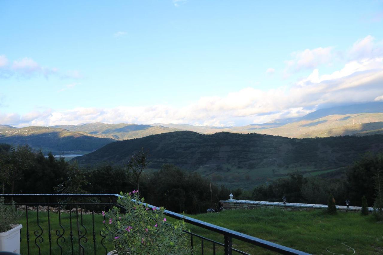Gle-Alb Agrotourism Hotel Tepelene Екстериор снимка