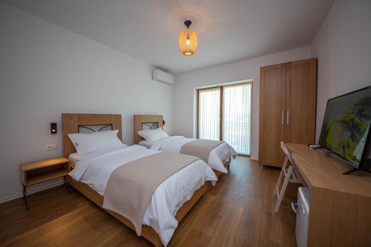 Gle-Alb Agrotourism Hotel Tepelene Екстериор снимка