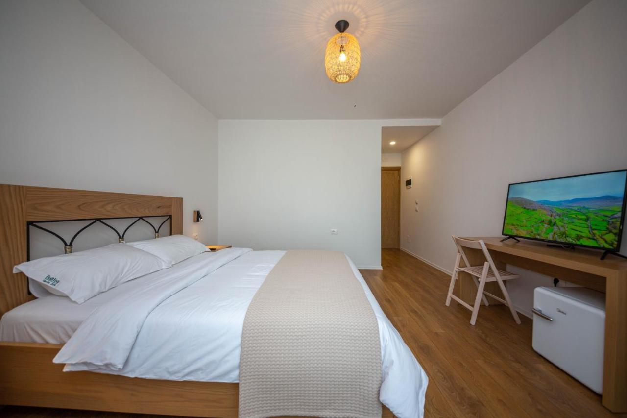 Gle-Alb Agrotourism Hotel Tepelene Екстериор снимка