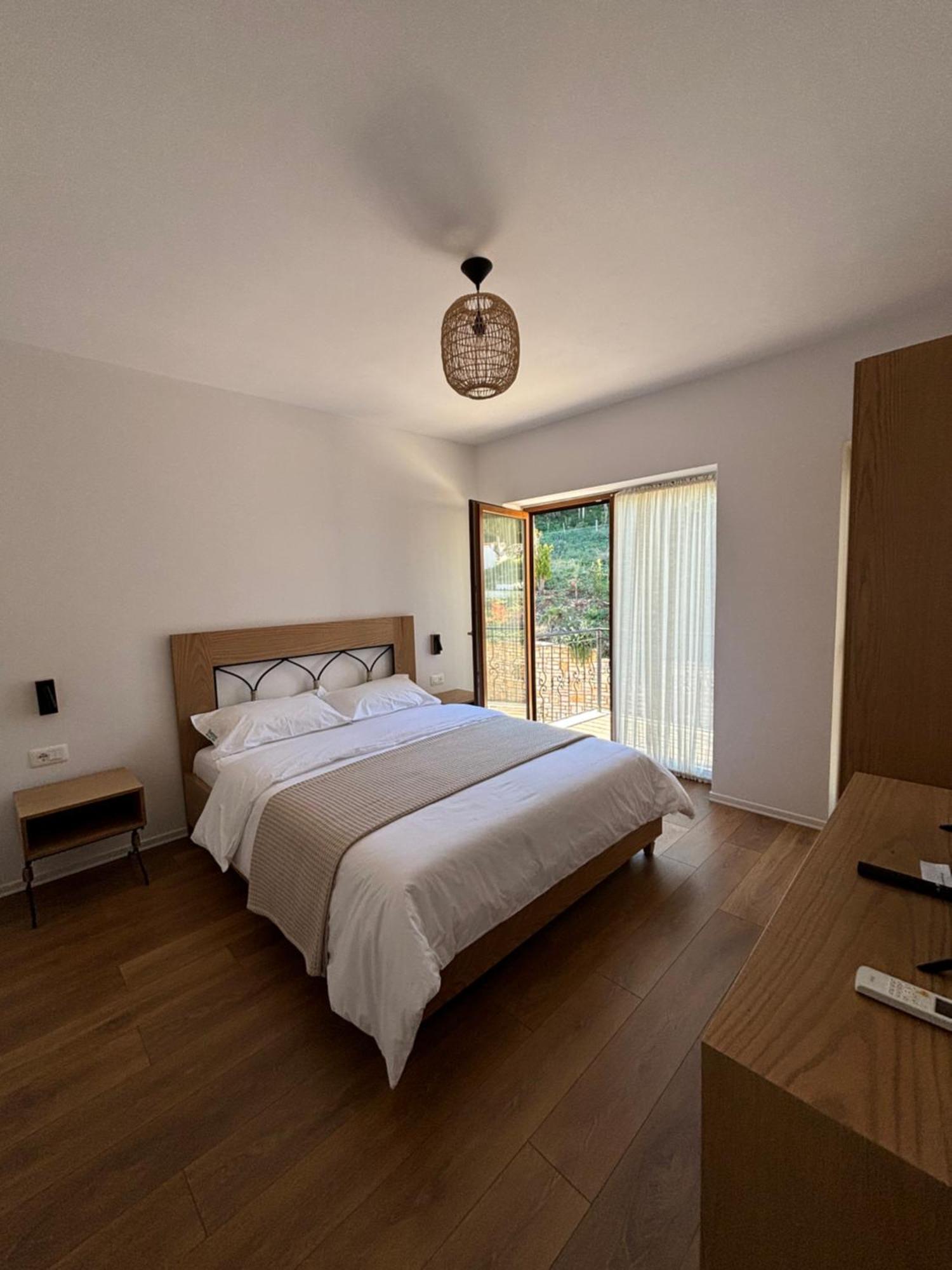 Gle-Alb Agrotourism Hotel Tepelene Екстериор снимка