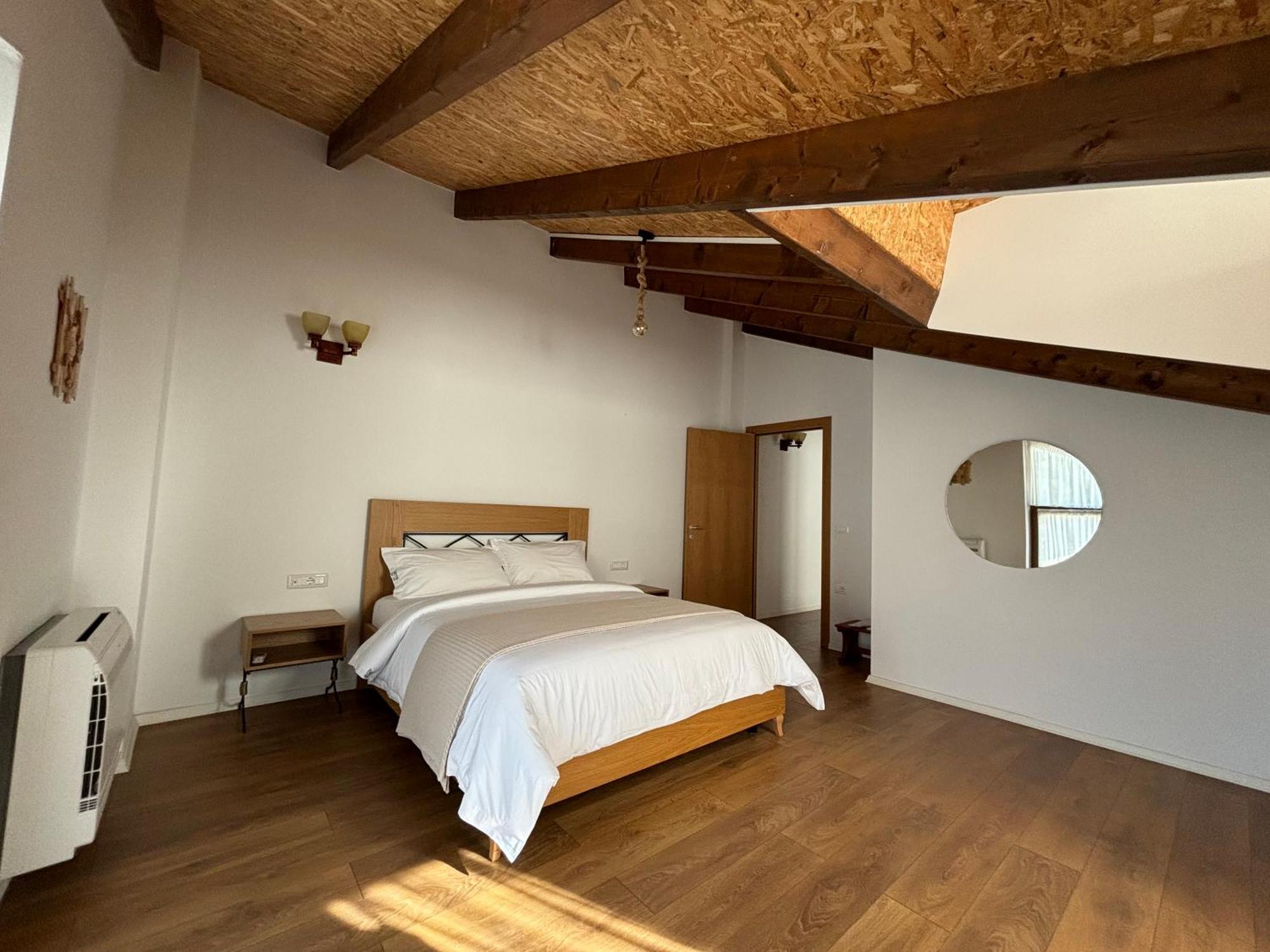 Gle-Alb Agrotourism Hotel Tepelene Екстериор снимка
