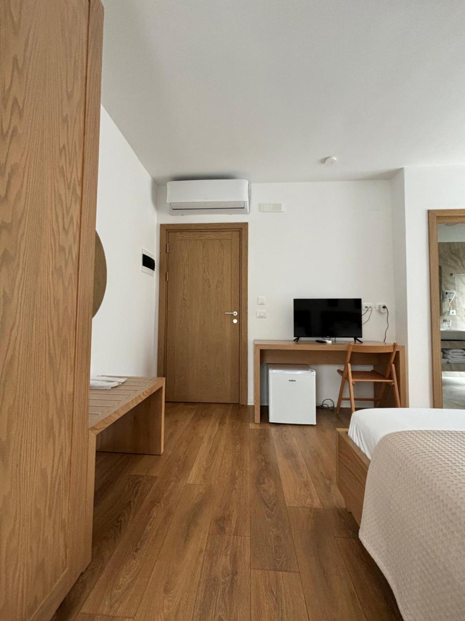 Gle-Alb Agrotourism Hotel Tepelene Екстериор снимка